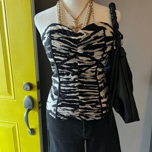 VINTAGE Y2K Bebe Black and White Zebra Patterned Strapless Blouse